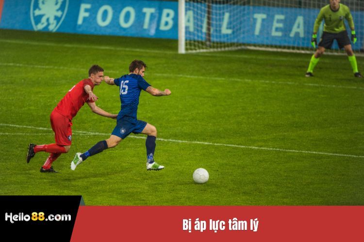 Bị áp lực tâm lý